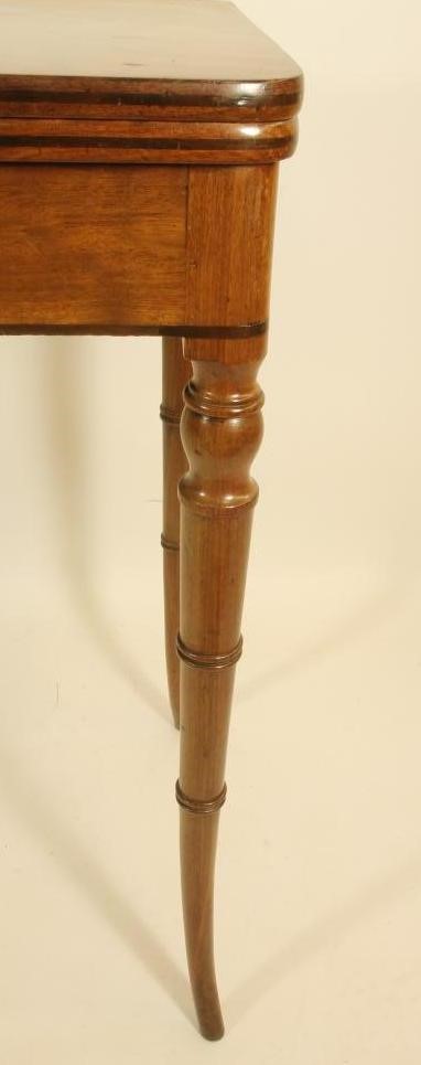 A REGENCY PLUM PUDDING MAHOGANY  FOLDING TEA TABLE Image