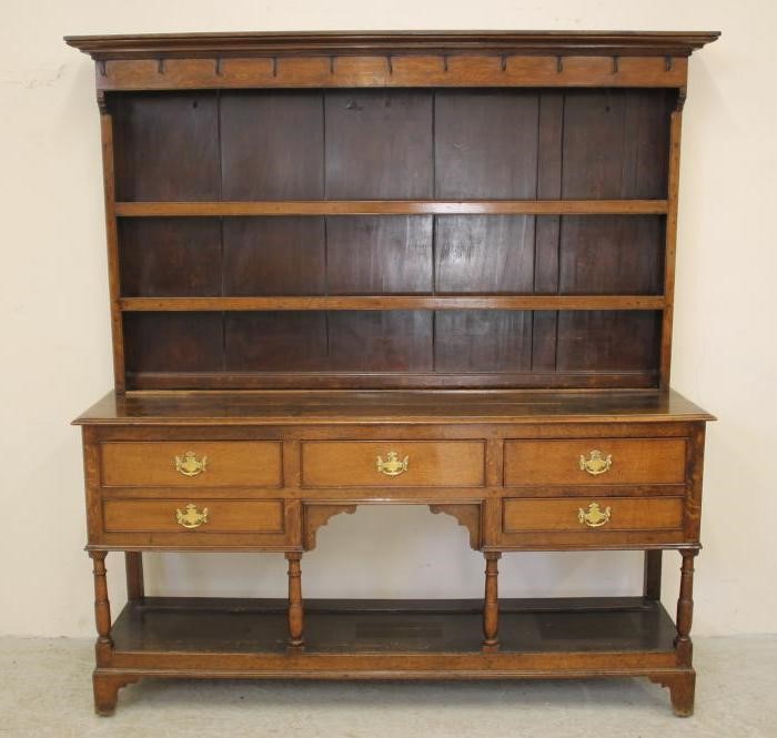 A VICTORIAN OAK DRESSER Image