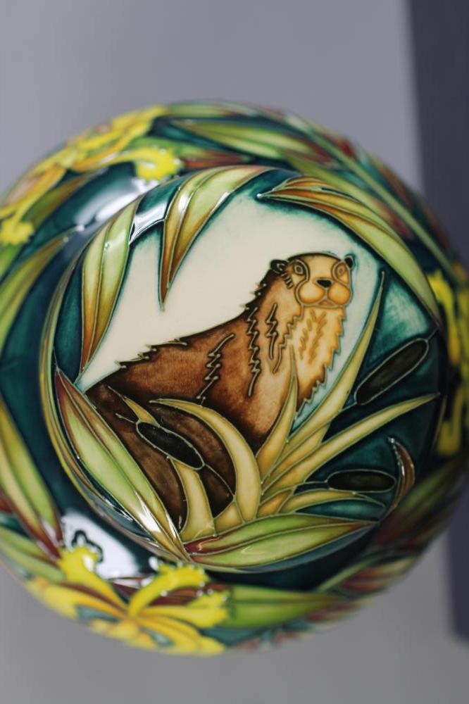 A MOORCROFT POTTERY LIMITED EDITION JAR AND COVER Image