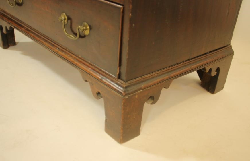 A SMALL MAHOGANY CHEST Image