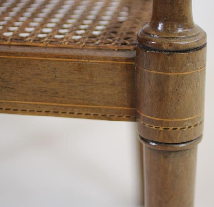 A GEORGIAN DESIGN MAHOGANY ELBOW CHAIR Image