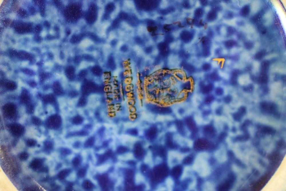 A WEDGWOOD LUSTRE VASE Image