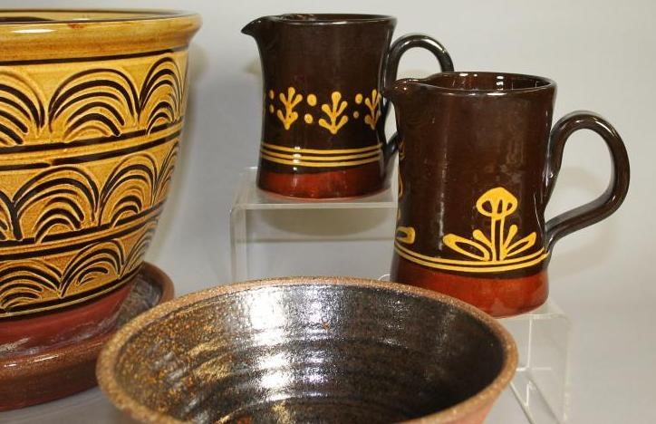 A COLLECTION OF COXWOLD STUDIO POTTERY Image