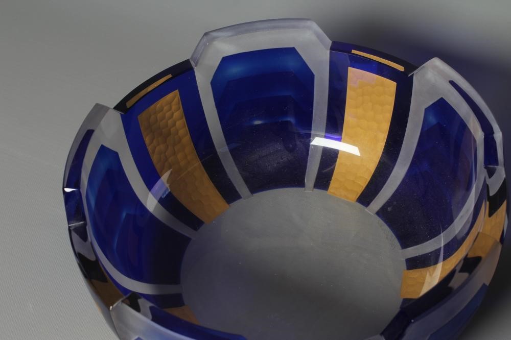 A VAL ST LAMBERT BLUE OVERLAY BOWL Image