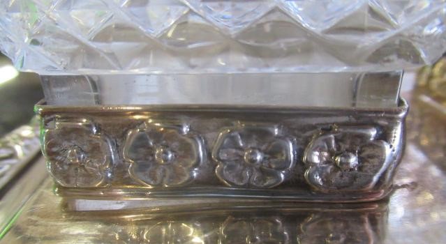A GEORGE IV SILVER DESK STANDISH by Joseph Craddock & William Ker Reid Image
