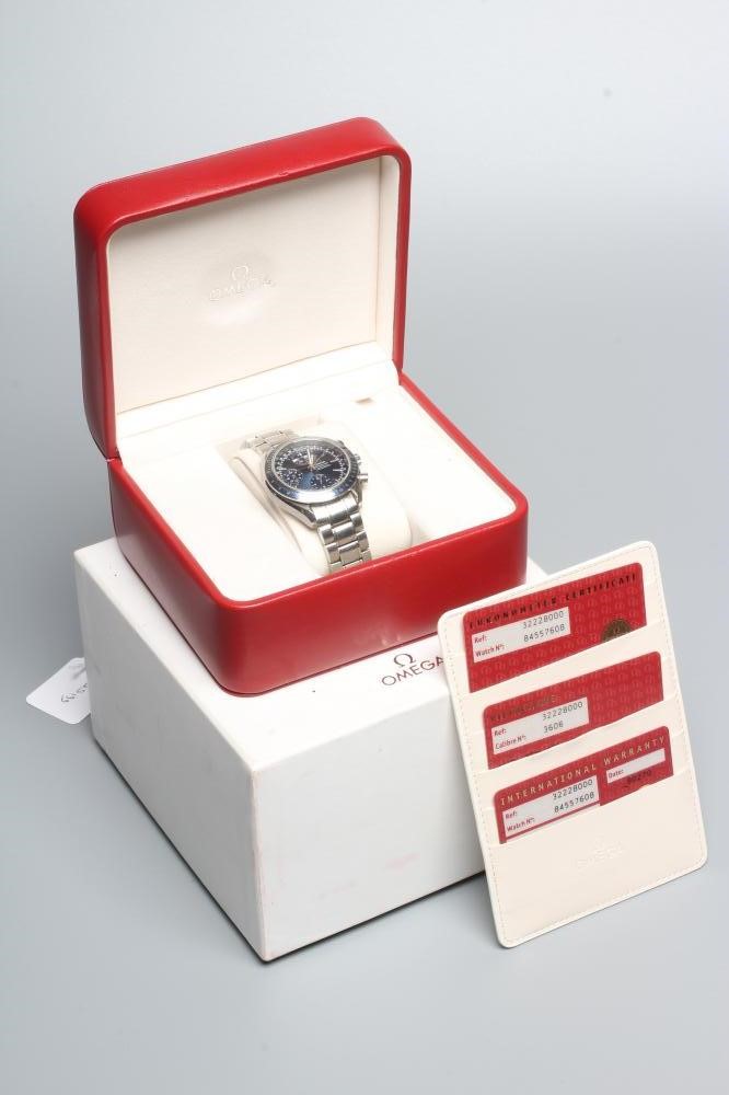 A GENTLEMAN'S OMEGA SPEEDMASTER TRIPLE CALENDAR AUTOMATIC CHRONOGRAPH Image