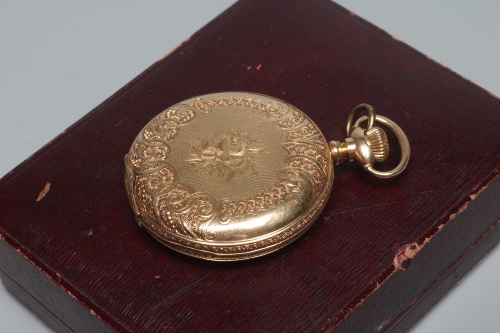 AN AMERICAN WALTHAM TOP WIND HUNTER POCKET WATCH Image