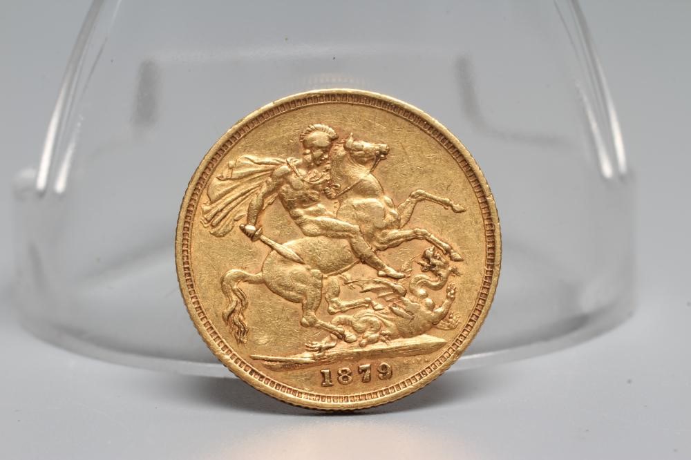 A VICTORIA YH SOVEREIGN, 1879, Melbourne Mint, 7.9g (Est. plus 20% premium) Image