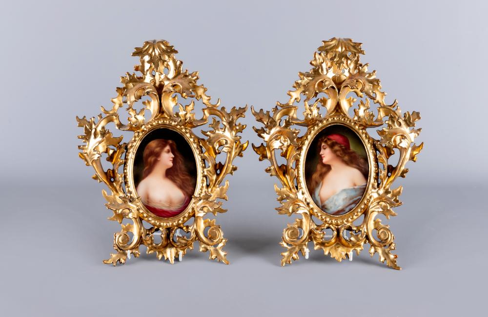 A PAIR OF CONTINENTAL PORCELAIN OVAL PLAQUES Image