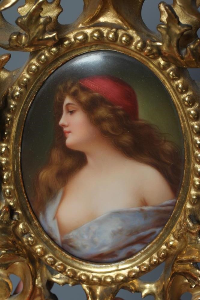 A PAIR OF CONTINENTAL PORCELAIN OVAL PLAQUES Image