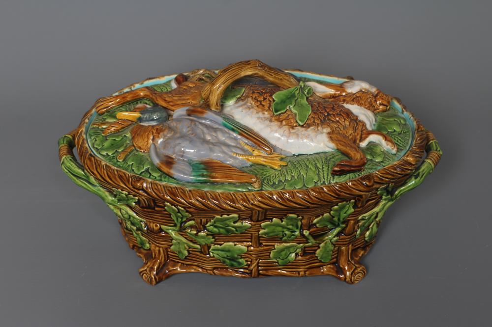 A MINTON MAJOLICA HARE AND MALLARD OVAL GAME PIE DISH Image