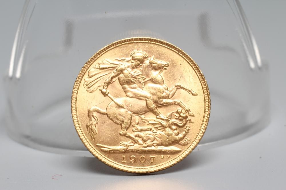 AN EDWARD VII SOVEREIGN, 1907, 8g (Est. plus 20% premium) Image