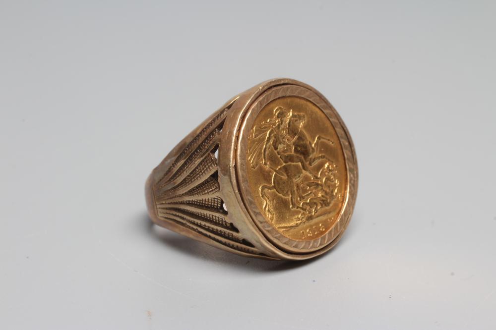 A GEORGE V SOVEREIGN, 1913, in a 9ct gold ring loose mount, 17.9g gross (Est. plus 24% premium inc. Image