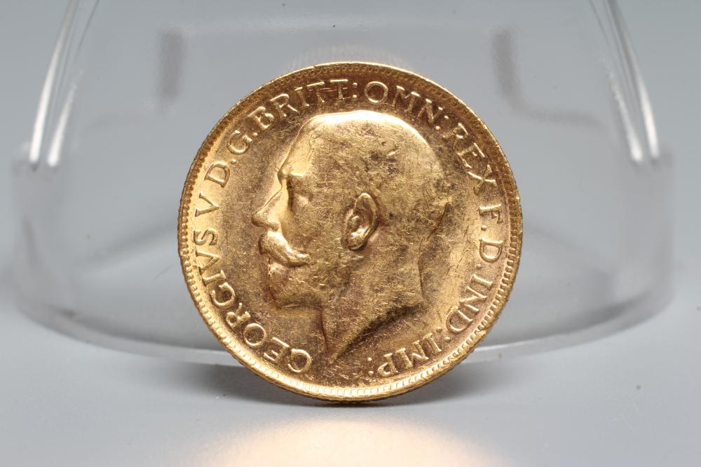 A GEORGE V SOVEREIGN, 1922, 8g (Est. plus 20% premium) Image
