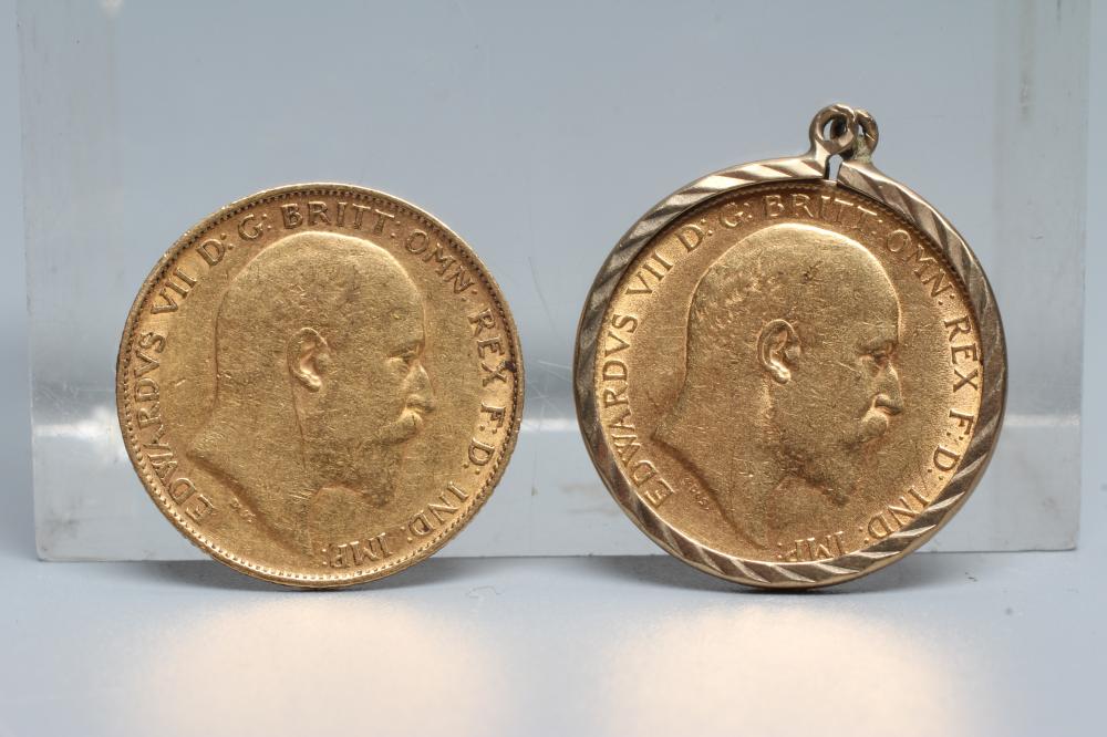 TWO EDWARD VII HALF SOVEREIGNS, 1903, 3.9g, and 1907, in a 9ct gold pendant loose mount, 4.6g gross Image