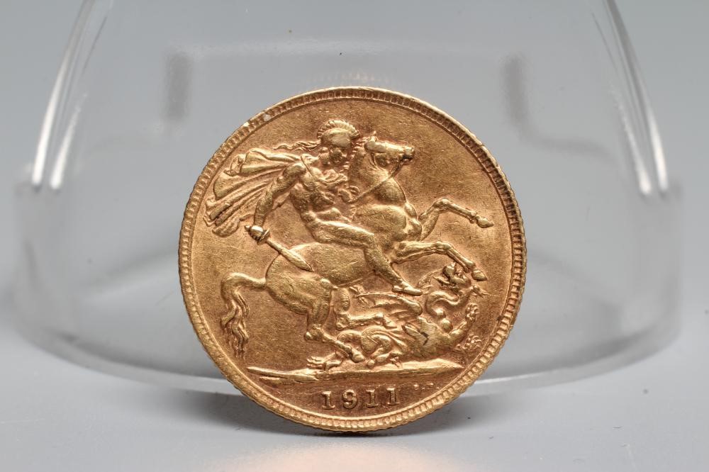 A GEORGE V SOVEREIGN, 1911, 8g (Est. plus 20% premium) Image