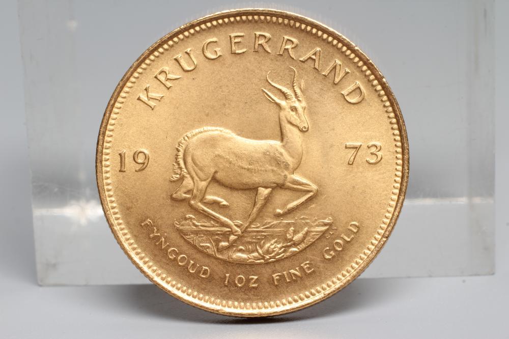 A GOLD KRUGERRAND, 1973, 1oz Fine Gold, 33.9g (Est. plus 20% premium) Image