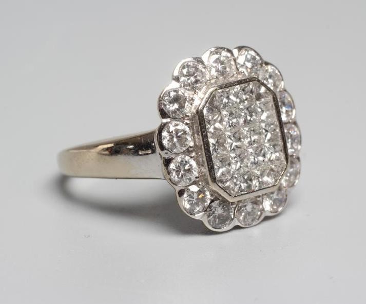 A DIAMOND CLUSTER PLAQUE RING Image
