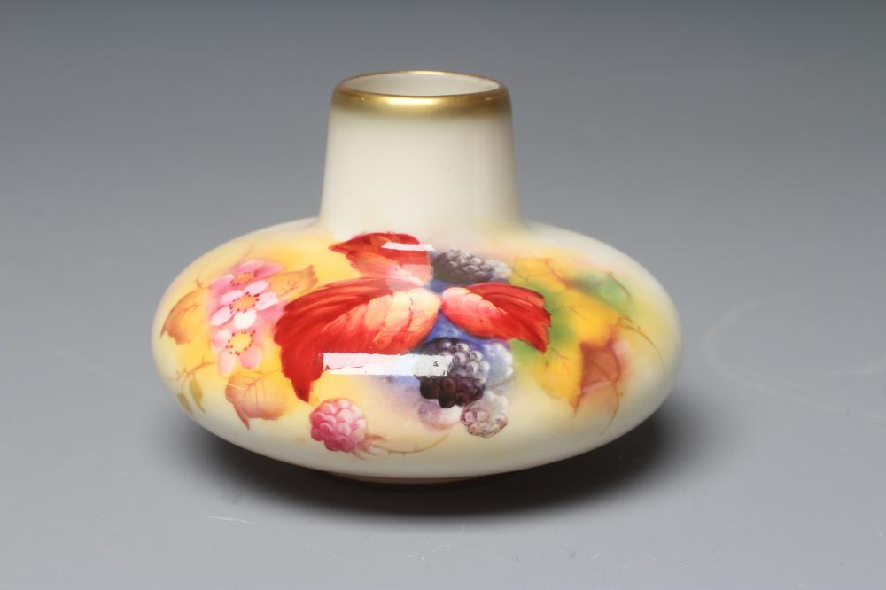 A ROYAL WORCESTER SMALL VASE, 1930, of squat globular form, painted by Kitty Blake with blackberries Image