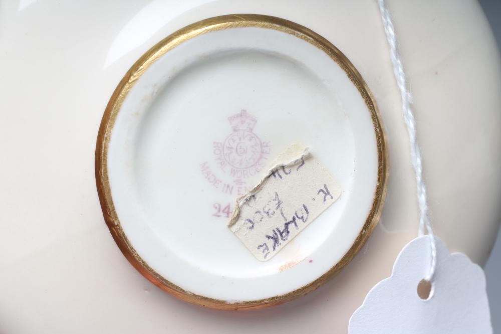 A ROYAL WORCESTER SMALL VASE, 1930, of squat globular form, painted by Kitty Blake with blackberries Image