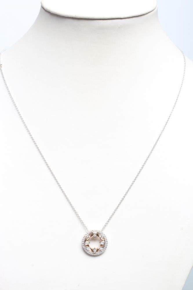 A DIAMOND CIRCLET PENDANT Image
