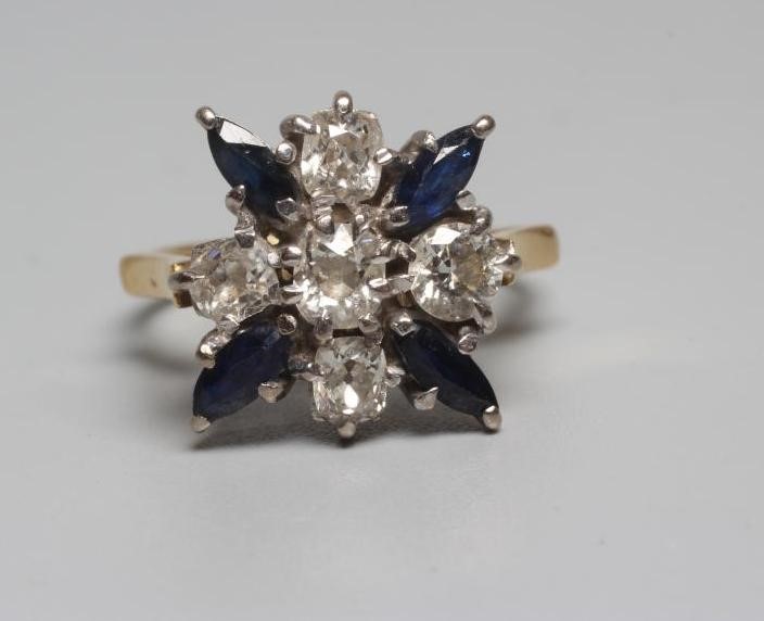 A SAPPHIRE AND DIAMOND DRESS RING Image