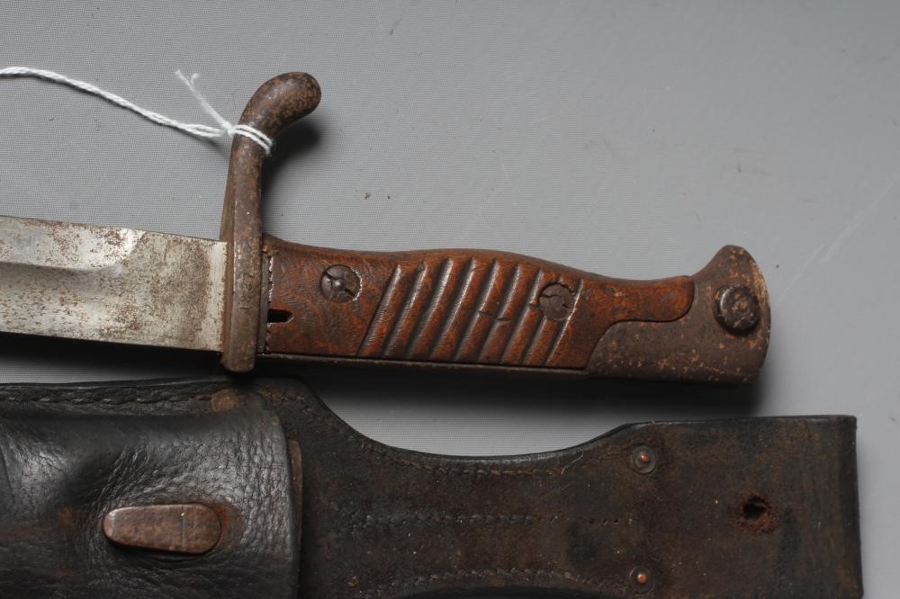 AN M1898 GERMAN "BUTCHER" BAYONET with 14 1/2" blade Image