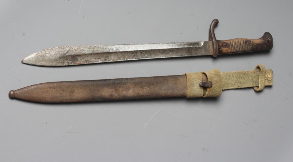 AN M1898 GERMAN "BUTCHER" BAYONET with 14 1/4" blade Image