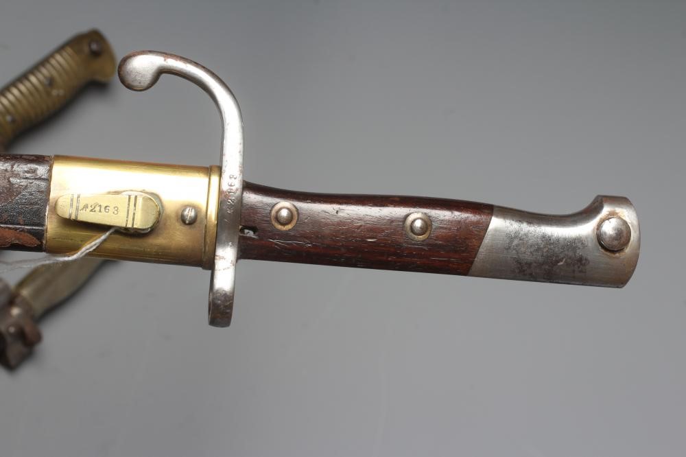 THREE BAYONETS Image