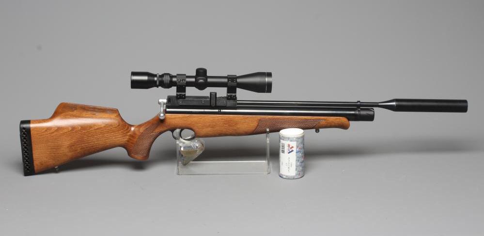 AN AIR ARMS S410 CARBINE PCP .22 AIR RIFLE with bolt action mechanism Image