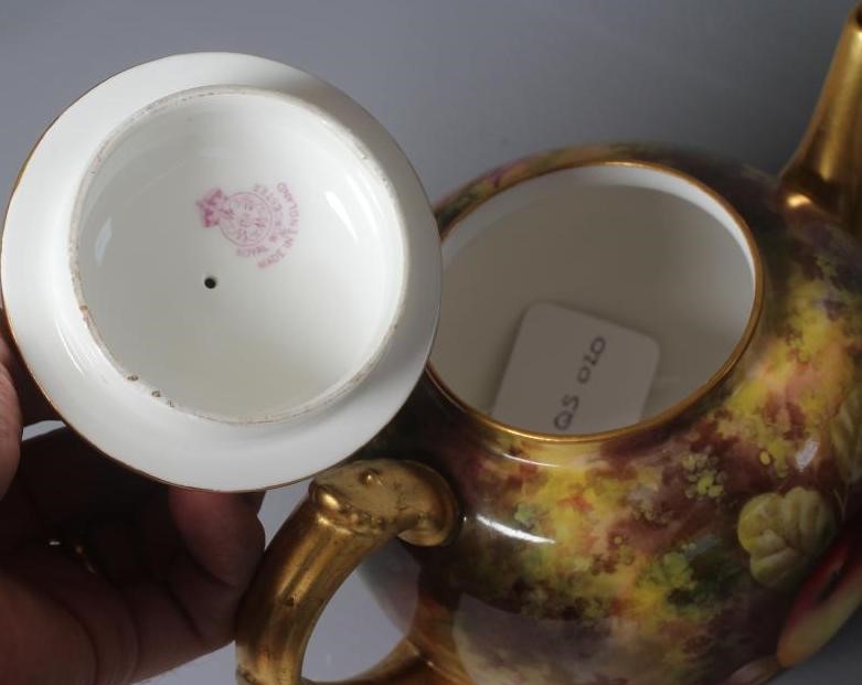A ROYAL WORCESTER TEAPOT AND COVER Image