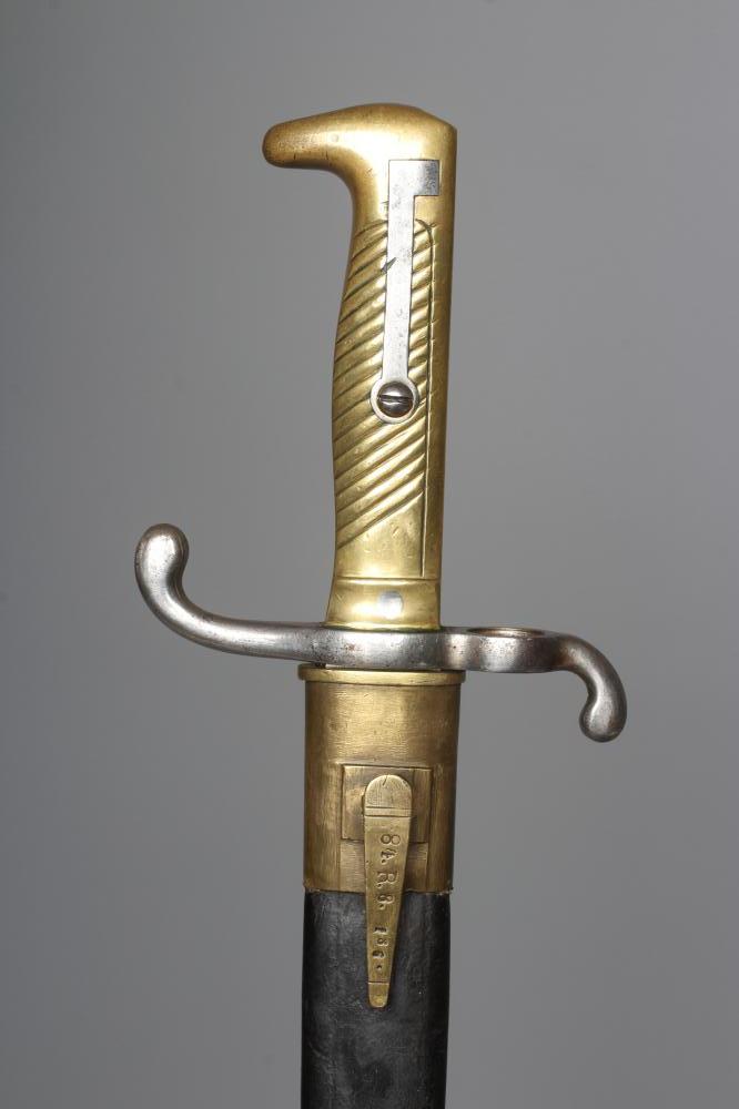 A GERMAN 1871 PATTERN BAYONET by P. D. Luneschloss Image
