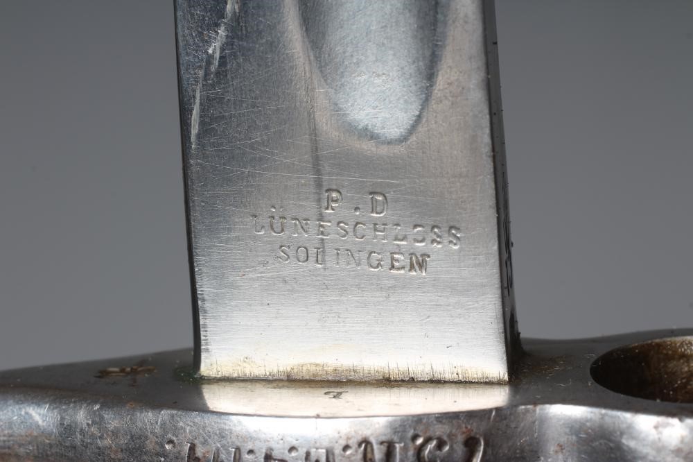 A GERMAN 1871 PATTERN BAYONET by P. D. Luneschloss Image