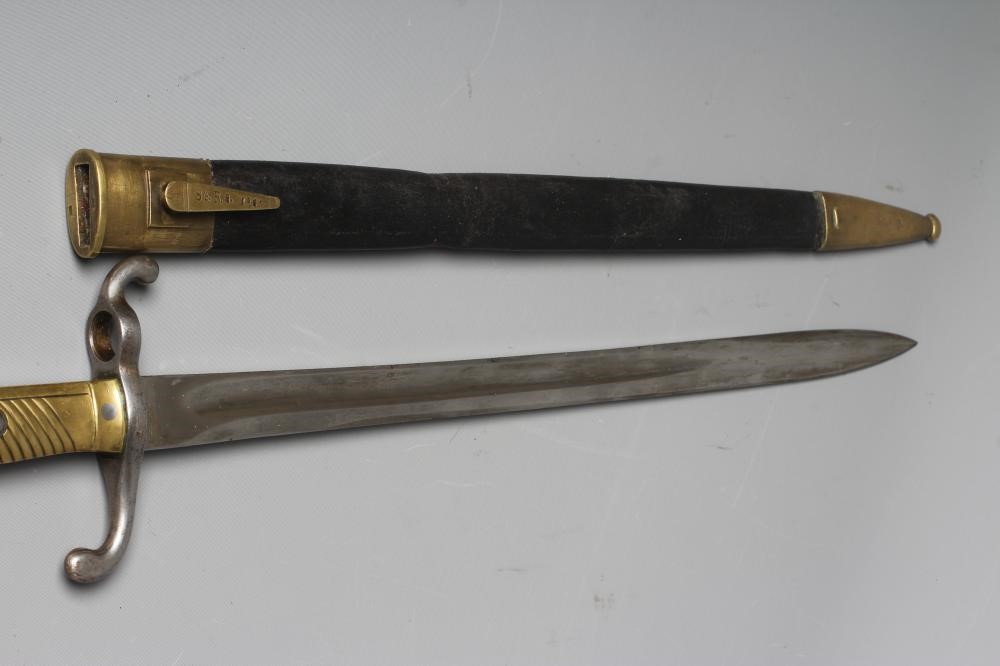 A GERMAN 1871 PATTERN BAYONET by P. D. Luneschloss Image