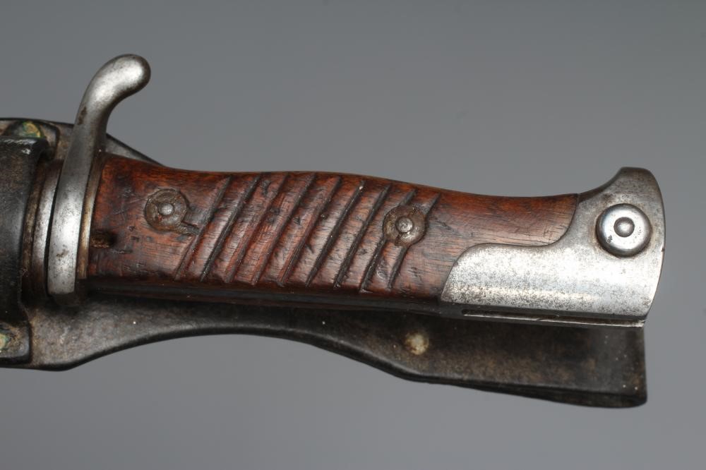 A GERMAN 1898 PATTERN "SEITENGEWEHR" BAYONET by G. Chaenel Image