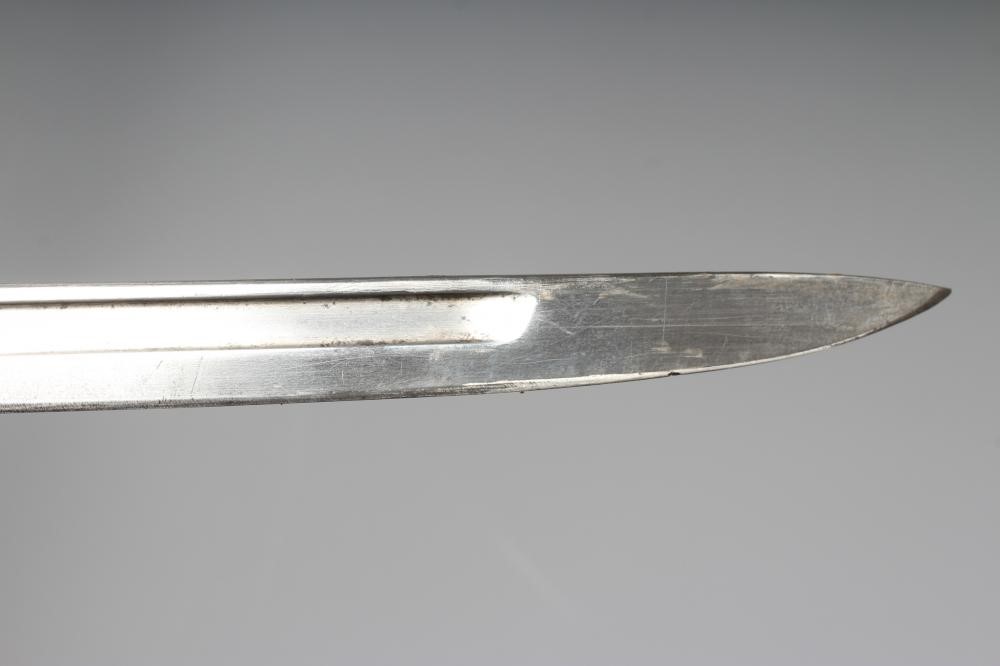 A RARE BRITISH 1907 BAYONET with hooked quillon Image