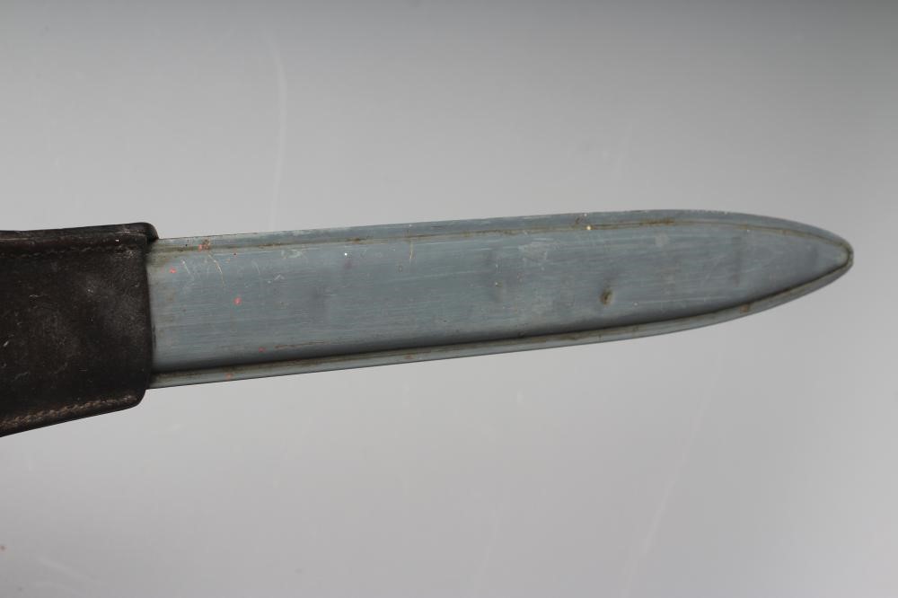 TWO GERMAN ERSATZ ALL STEEL BAYONETS, comprising a knife bayonet with 12 1/4" blade and another with Image
