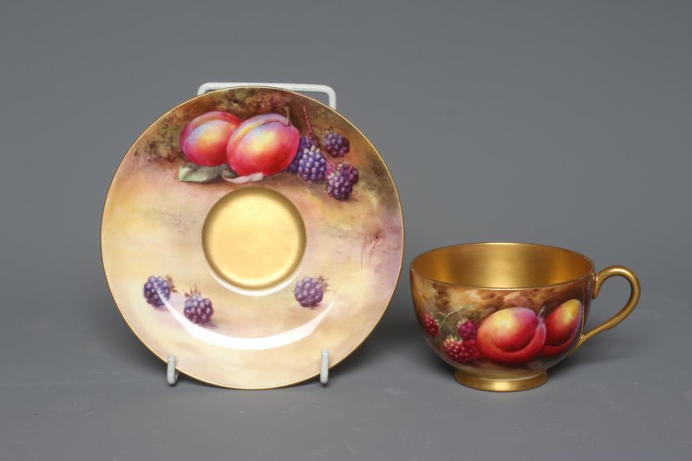 A ROYAL WORCESTER CABINET CUP AND SAUCER Image