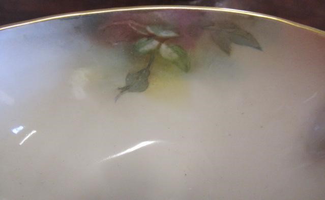 A ROYAL WORCESTER SMALL CENTRE PEDESTAL BOWL Image