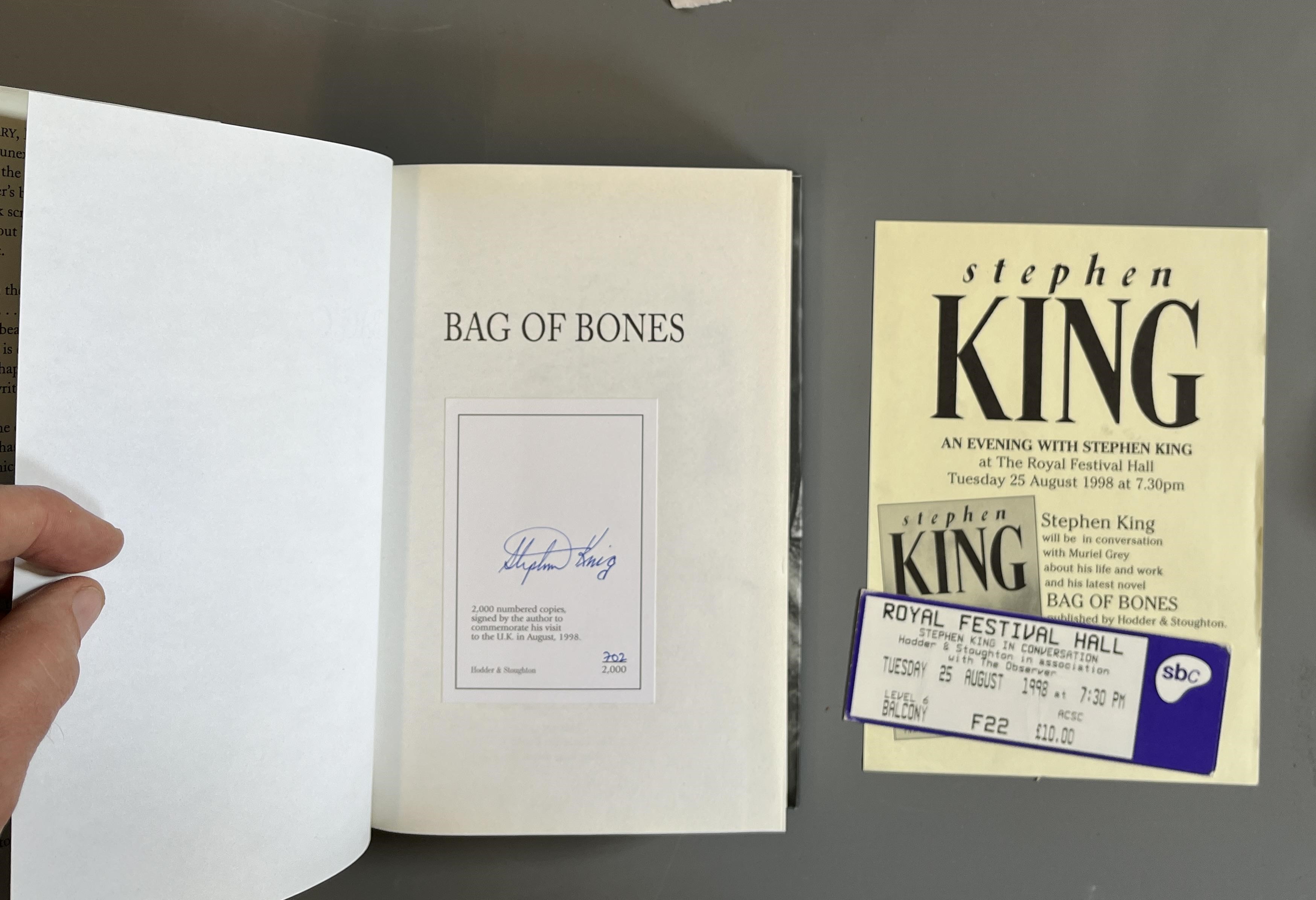 SIGNED STEPHEN KING, Bag of Bones, no. 702/ 2000 signed copies with ephemera from Stephen Kings Image