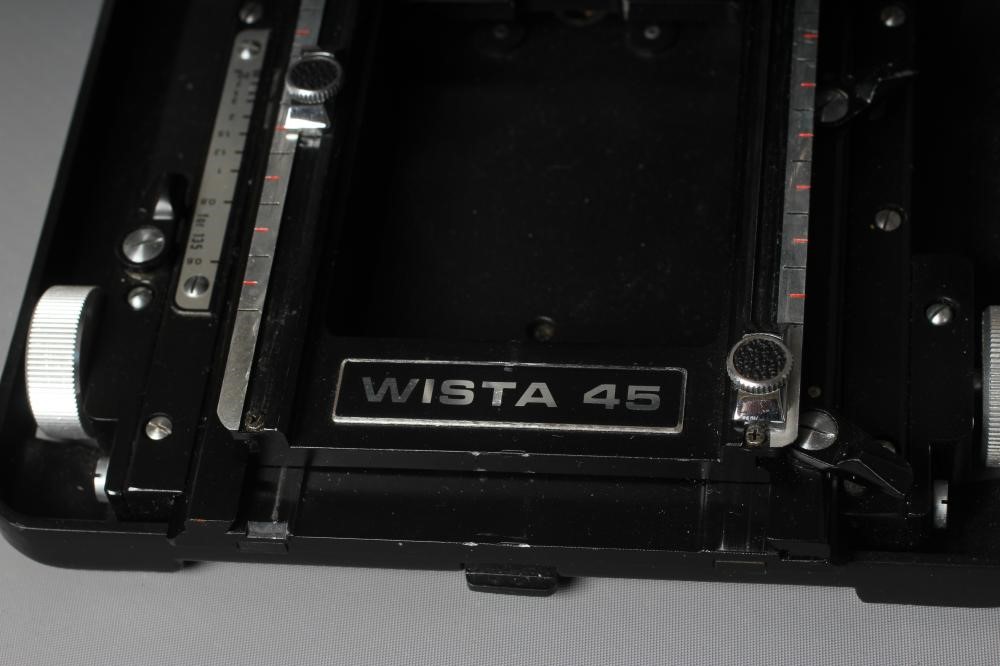 A WISTA 45 LARGE FORMAT CAMERA with a Tele-Arton 1:5.5/270 lens (Est. plus 24% premium inc. VAT) Image