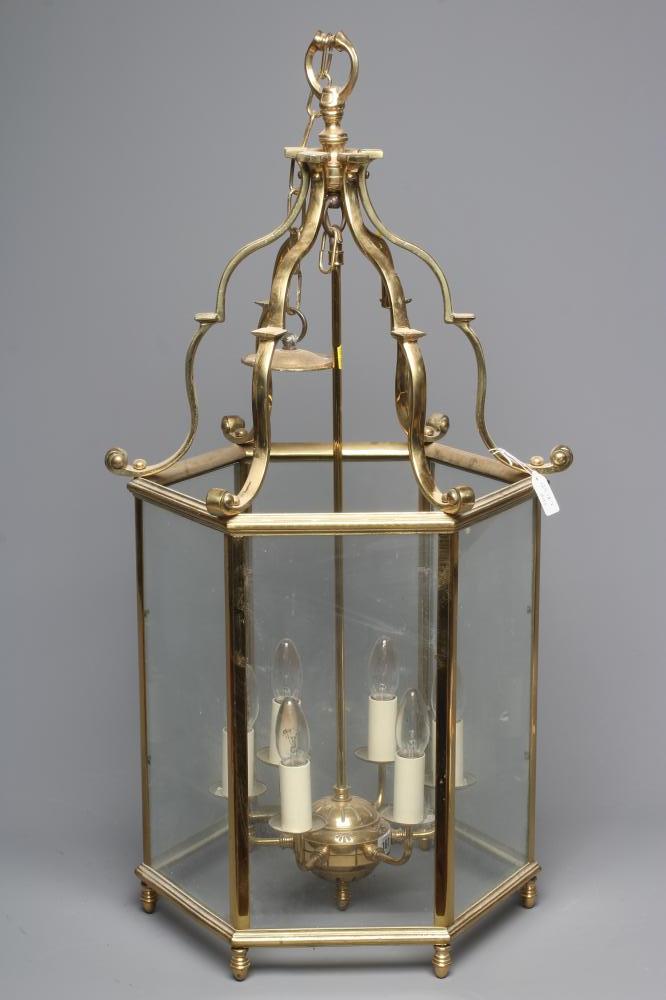 A LARGE GEORGIAN STYLE HEXAGONAL GLASS AND BRASS SIX ARM HANGING HALL LANTERN, late 20th century, Image