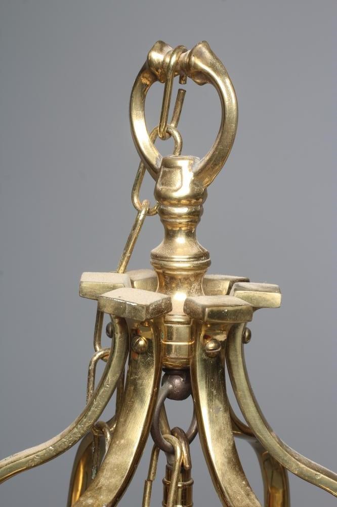 A LARGE GEORGIAN STYLE HEXAGONAL GLASS AND BRASS SIX ARM HANGING HALL LANTERN, late 20th century, Image