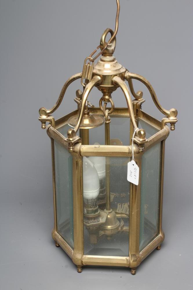 A GEORGIAN STYLE HEXAGONAL GLASS AND BRASS THREE ARM HANGING HALL LANTERN, 20th century, with clear Image
