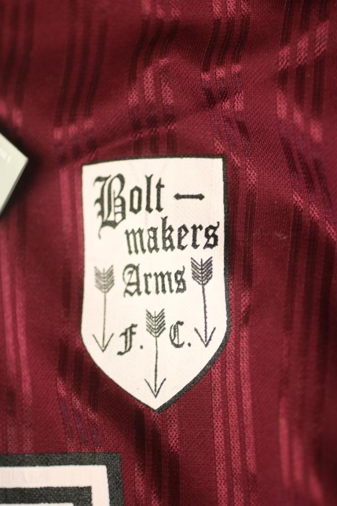 NOEL GALLAGHER - A BESPOKE ADIDAS BOLT MAKERS ARMS PUB FOOTBALL TEAM SHIRT produced when Oasis Image