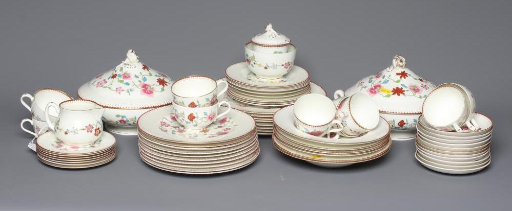 A ROYAL WORCESTER ASTLEY PATTERN PART DINNER AND TEA SERVICE Image