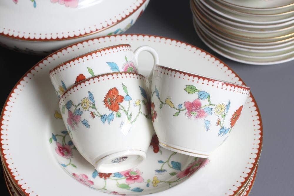 A ROYAL WORCESTER ASTLEY PATTERN PART DINNER AND TEA SERVICE Image