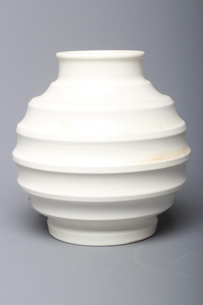 KEITH MURRAY FOR WEDGWOOD - A MOONSTONE POTTERY FOOTBALL VASE, printed KM WEDGWOOD MADE IN ENGLAND Image