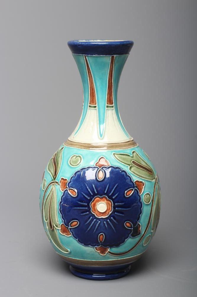 A BURMANTOFTS FAIENCE SMALL VASE of baluster form Image