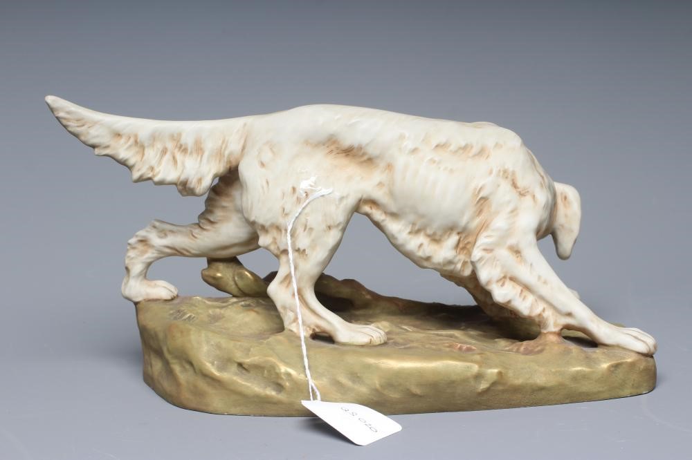 A ROYAL DUX PORCELAIN RETRIEVER Image